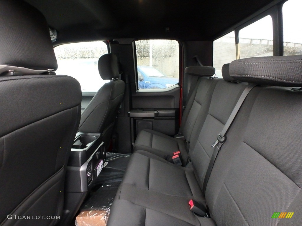 2019 Ford F150 XLT SuperCab 4x4 Rear Seat Photo #130524862
