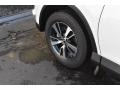 Super White - RAV4 XLE AWD Photo No. 33