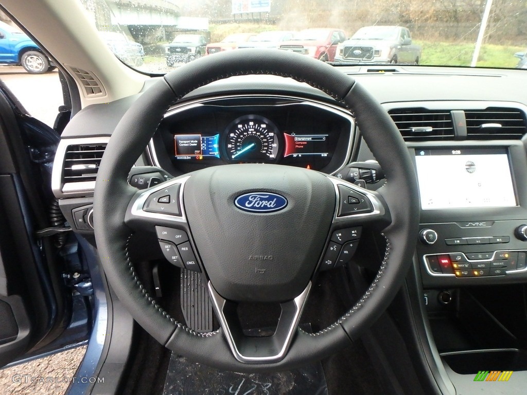 2019 Ford Fusion SE AWD Light Putty Steering Wheel Photo #130526116