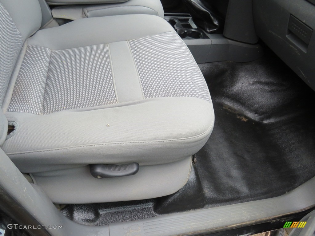 2008 Ram 3500 SLT Quad Cab 4x4 Dually - Brilliant Black Crystal Pearl / Medium Slate Gray photo #26