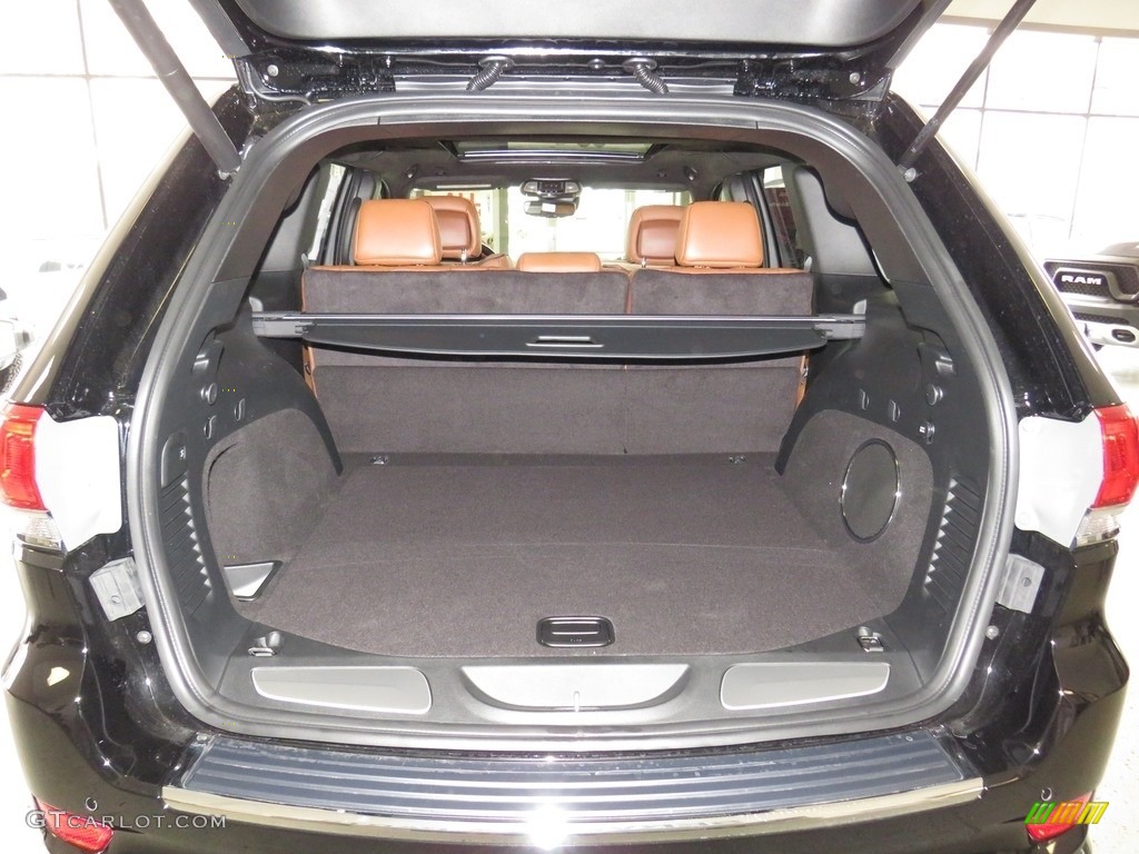 2019 Jeep Grand Cherokee Summit 4x4 Trunk Photo #130529899