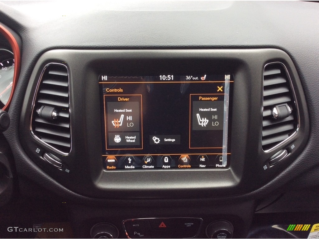 2019 Jeep Compass Trailhawk 4x4 Controls Photo #130533541