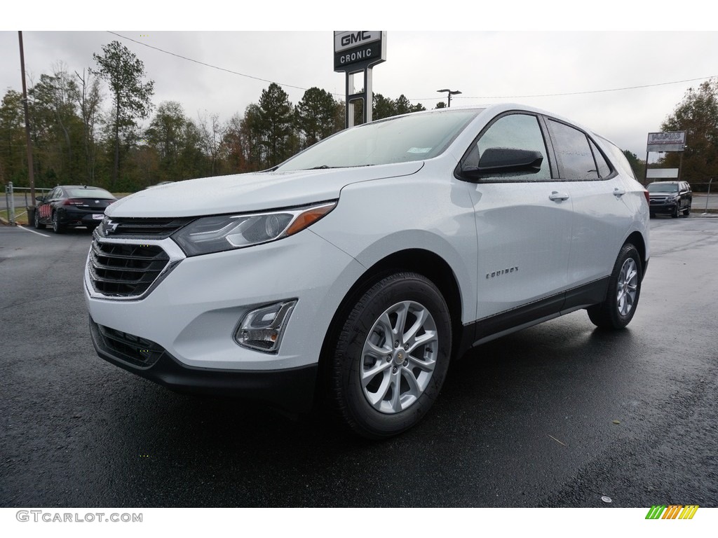 2019 Equinox LS - Summit White / Medium Ash Gray photo #3