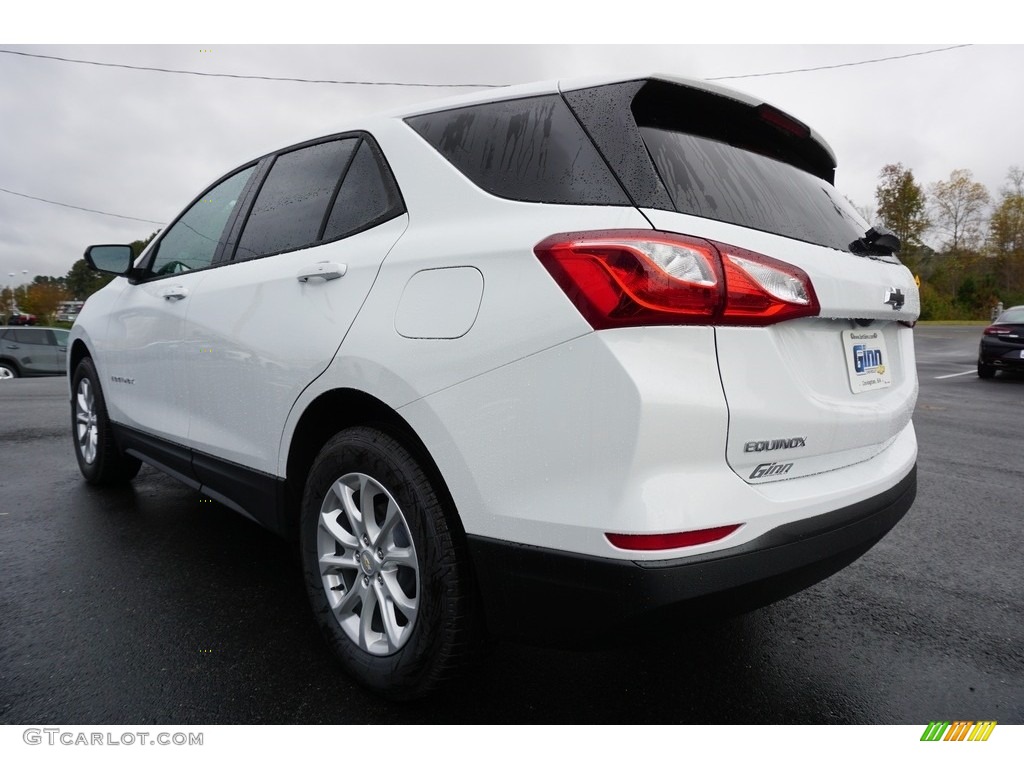 2019 Equinox LS - Summit White / Medium Ash Gray photo #13
