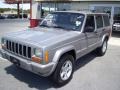 Silverstone Metallic - Cherokee Sport 4x4 Photo No. 1