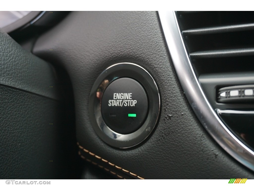 2019 Chevrolet Trax Premier Controls Photos