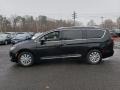 2019 Brilliant Black Crystal Pearl Chrysler Pacifica Touring L  photo #3
