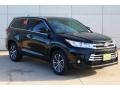 Midnight Black Metallic - Highlander XLE Photo No. 2