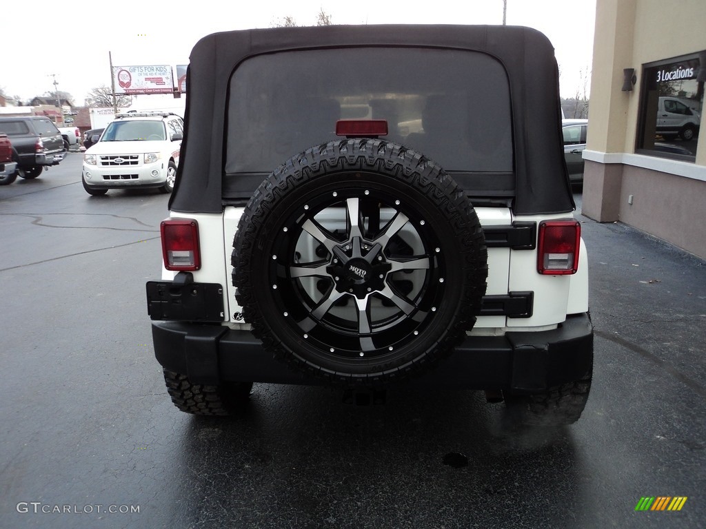 2008 Wrangler Unlimited Rubicon 4x4 - Stone White / Dark Slate Gray/Med Slate Gray photo #24