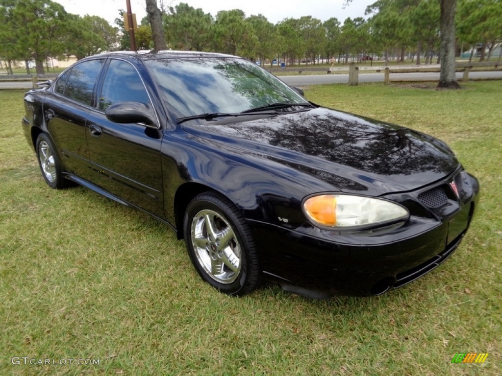 Black Pontiac Grand Am