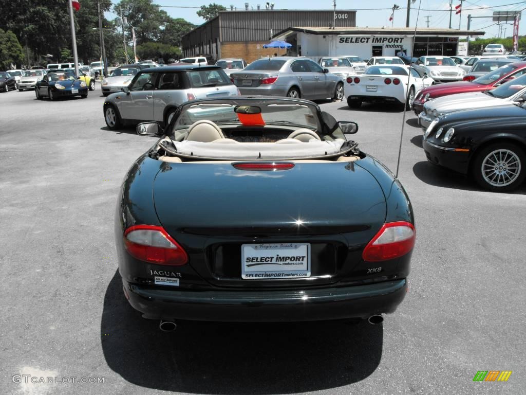 1999 XK XK8 Convertible - British Racing Green / Oatmeal photo #9