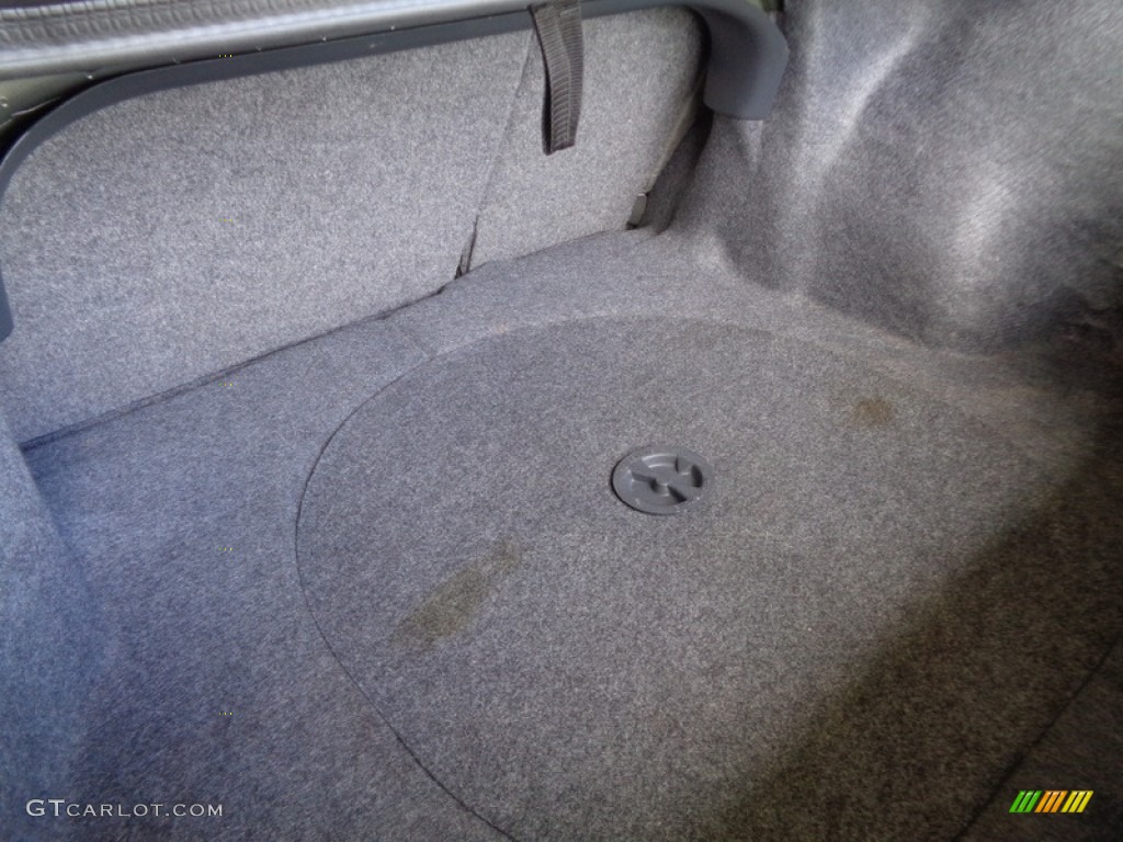 2004 Grand Am SE Sedan - Black / Dark Pewter photo #79