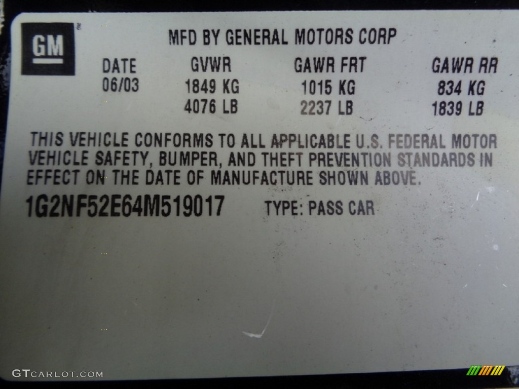 2004 Grand Am SE Sedan - Black / Dark Pewter photo #91