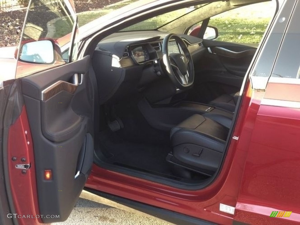 2017 Model X 75D - Red Multi-Coat / Black photo #3