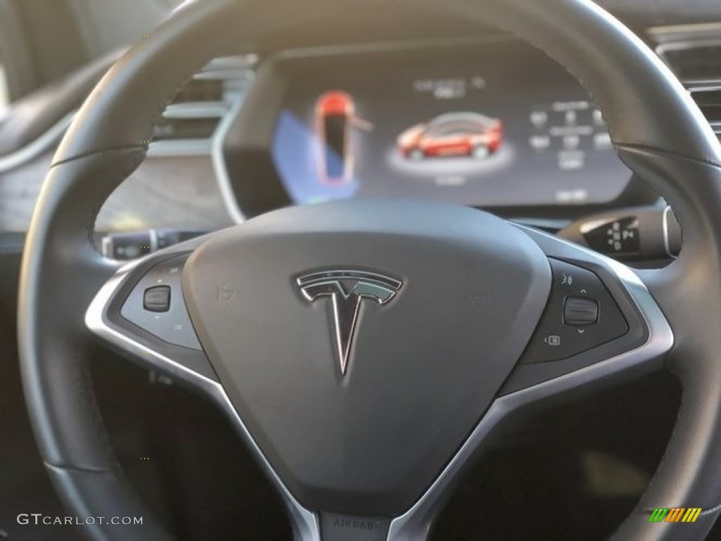2017 Model X 75D - Red Multi-Coat / Black photo #10