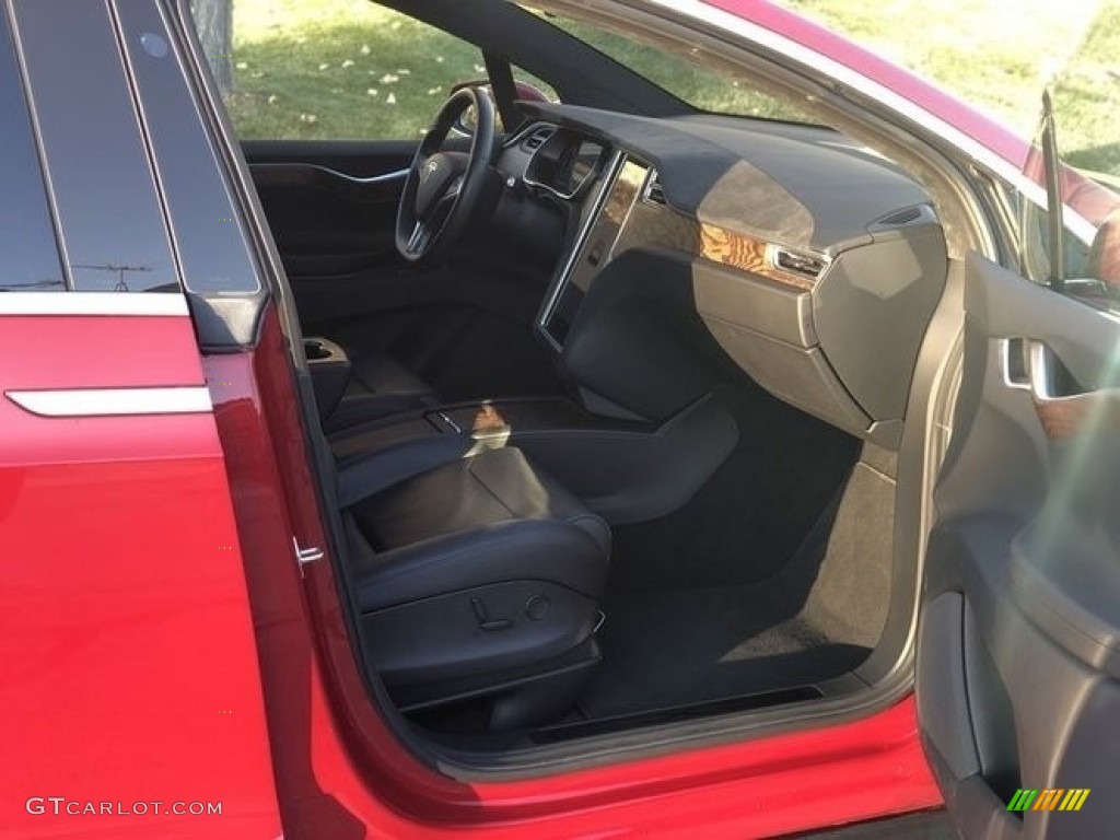 2017 Model X 75D - Red Multi-Coat / Black photo #14