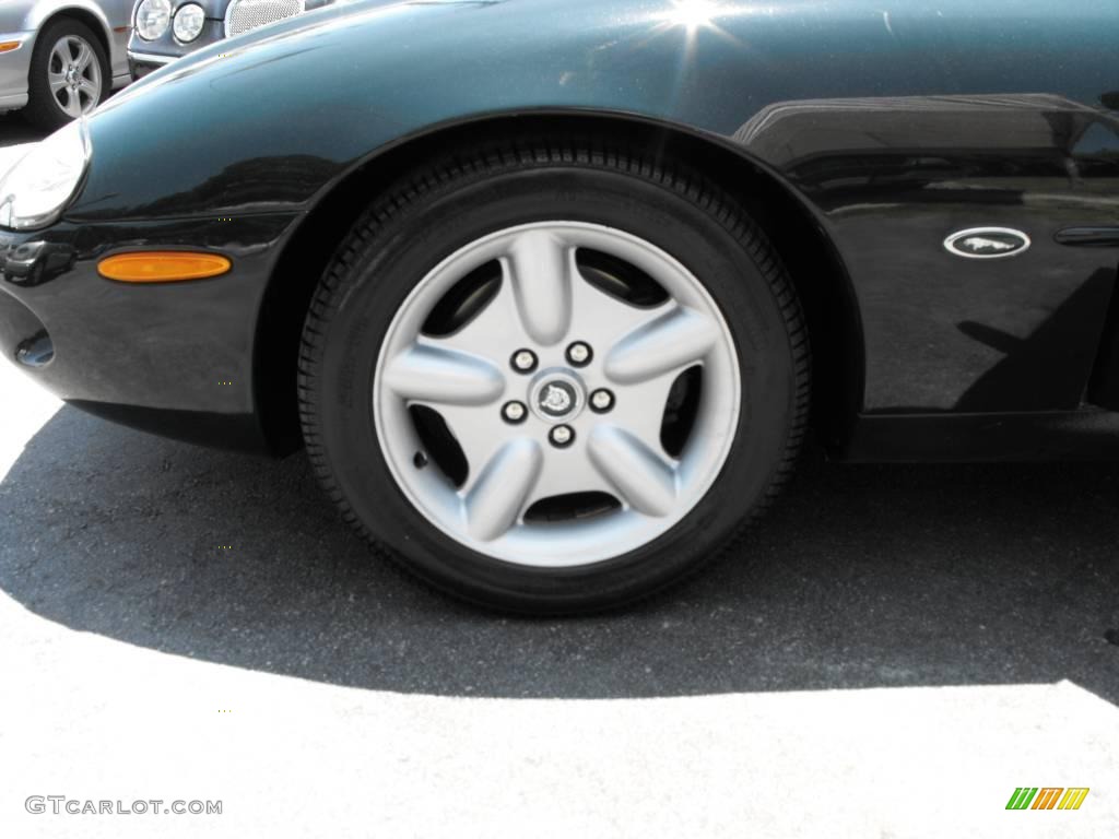 1999 XK XK8 Convertible - British Racing Green / Oatmeal photo #21