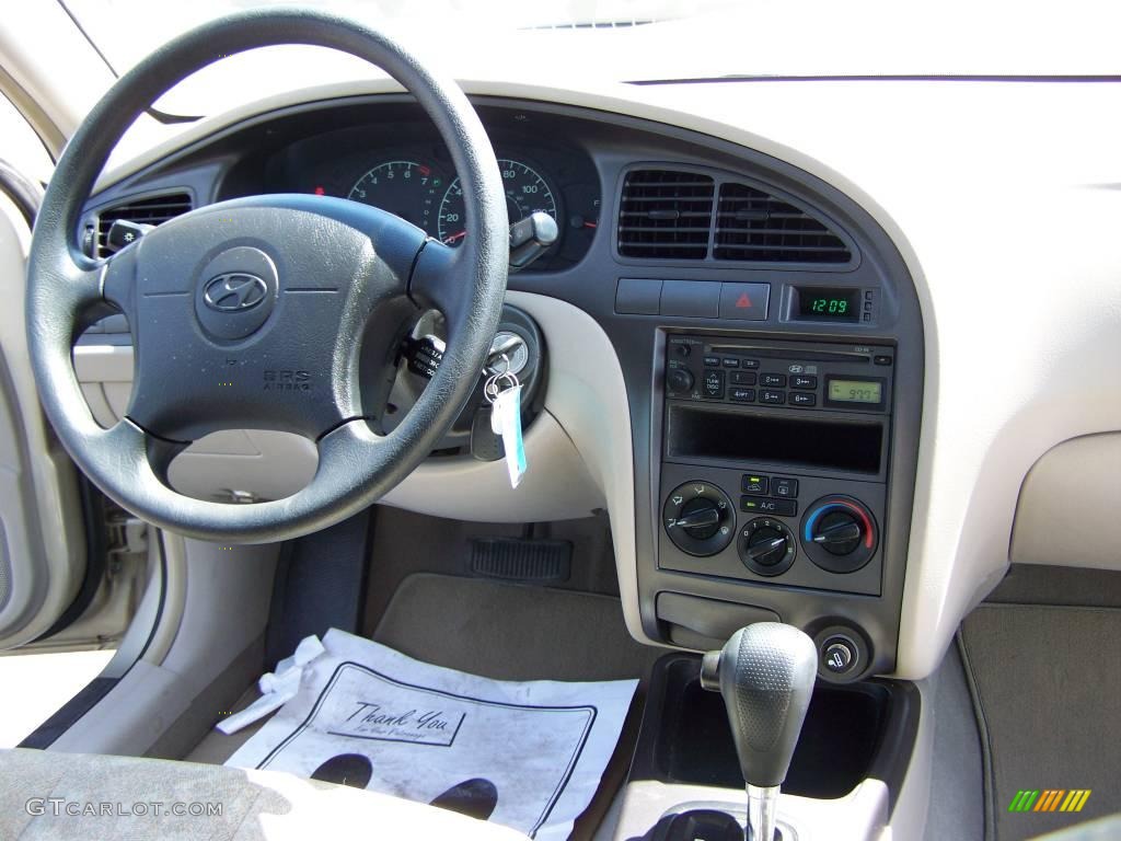 2001 Elantra GLS - Champagne / Beige photo #11