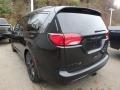 2019 Brilliant Black Crystal Pearl Chrysler Pacifica Limited  photo #3