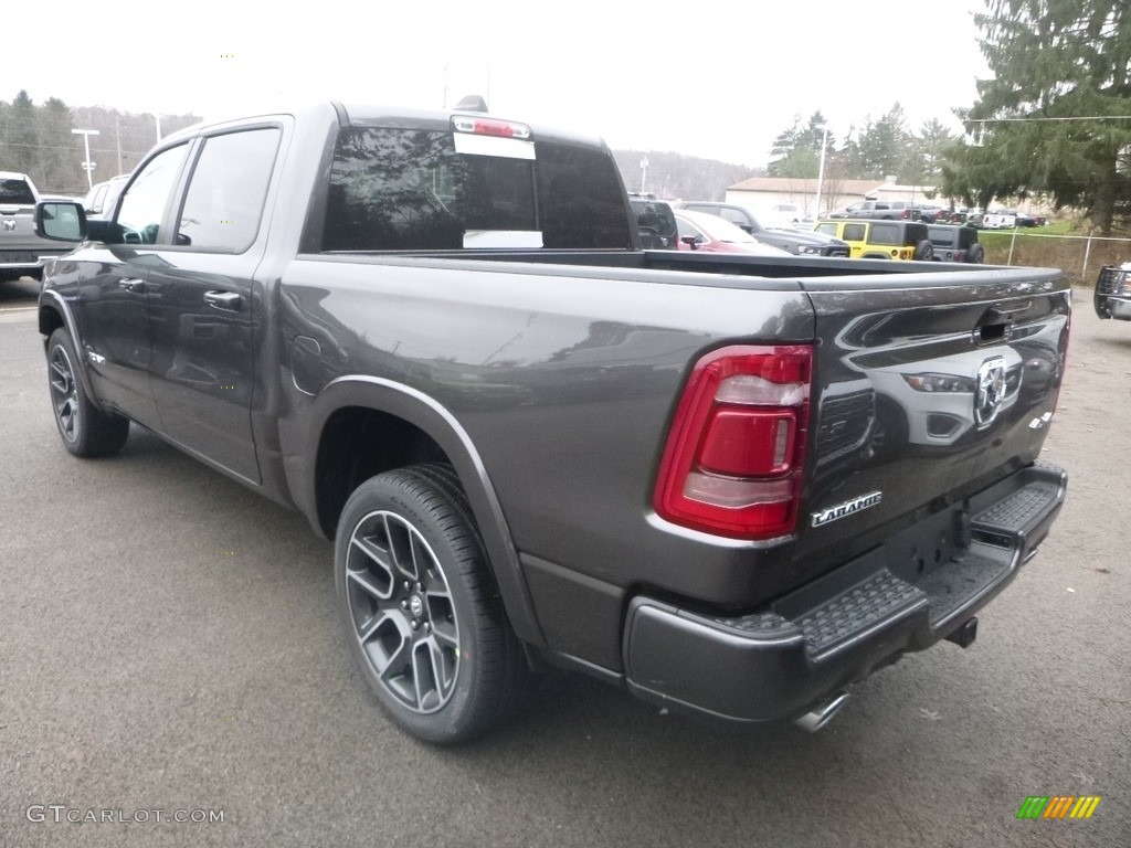 2019 1500 Laramie Crew Cab 4x4 - Granite Crystal Metallic / Black photo #3