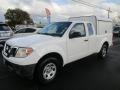 Avalanche White - Frontier XE King Cab Photo No. 3