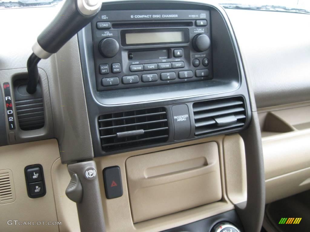 2006 CR-V SE 4WD - Taffeta White / Ivory photo #9