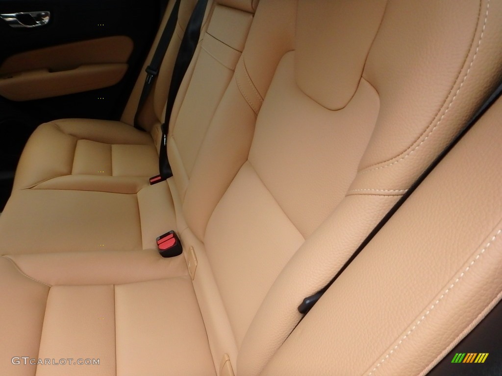 2019 Volvo XC60 T6 AWD Inscription Rear Seat Photo #130560452