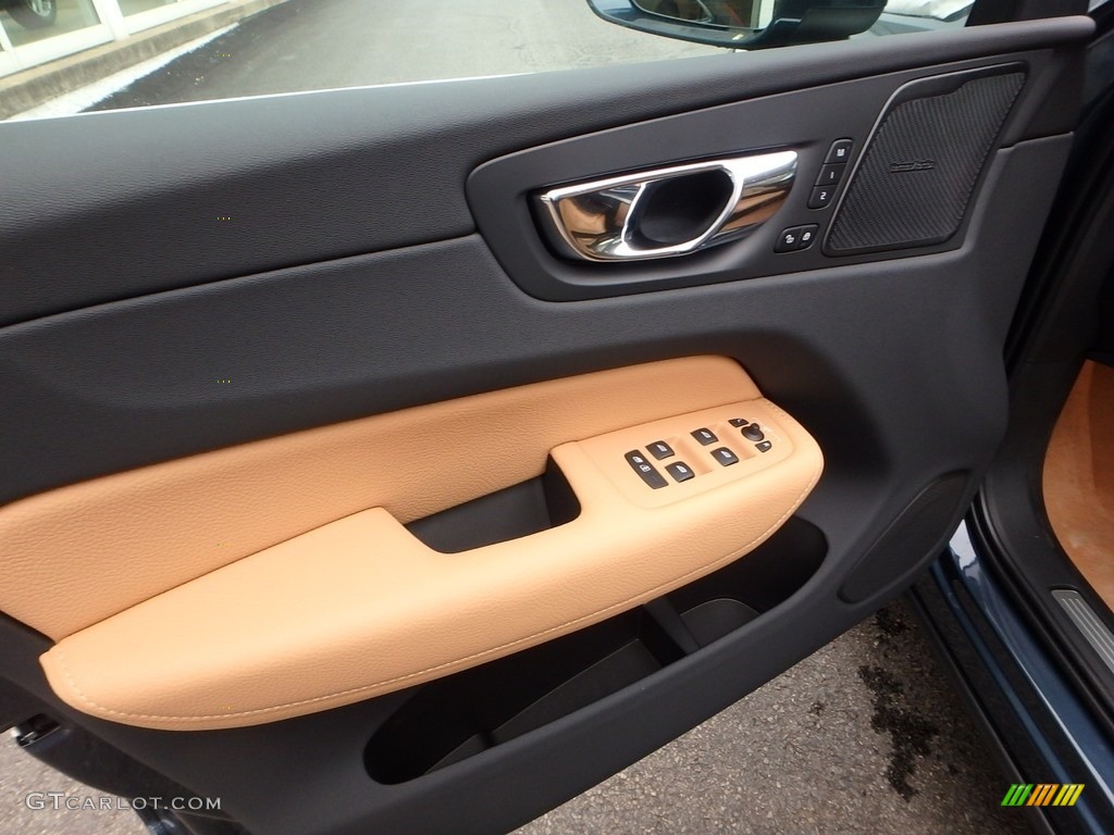 2019 Volvo XC60 T6 AWD Inscription Amber Door Panel Photo #130560497