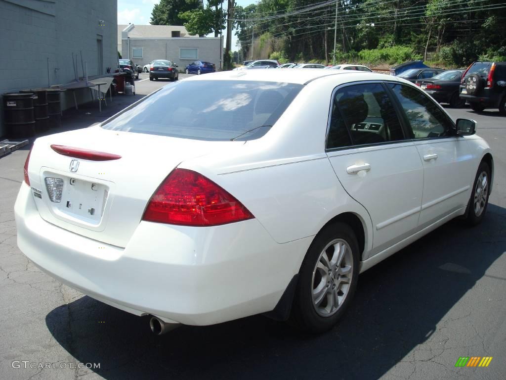 2007 Accord EX-L Sedan - Taffeta White / Ivory photo #6