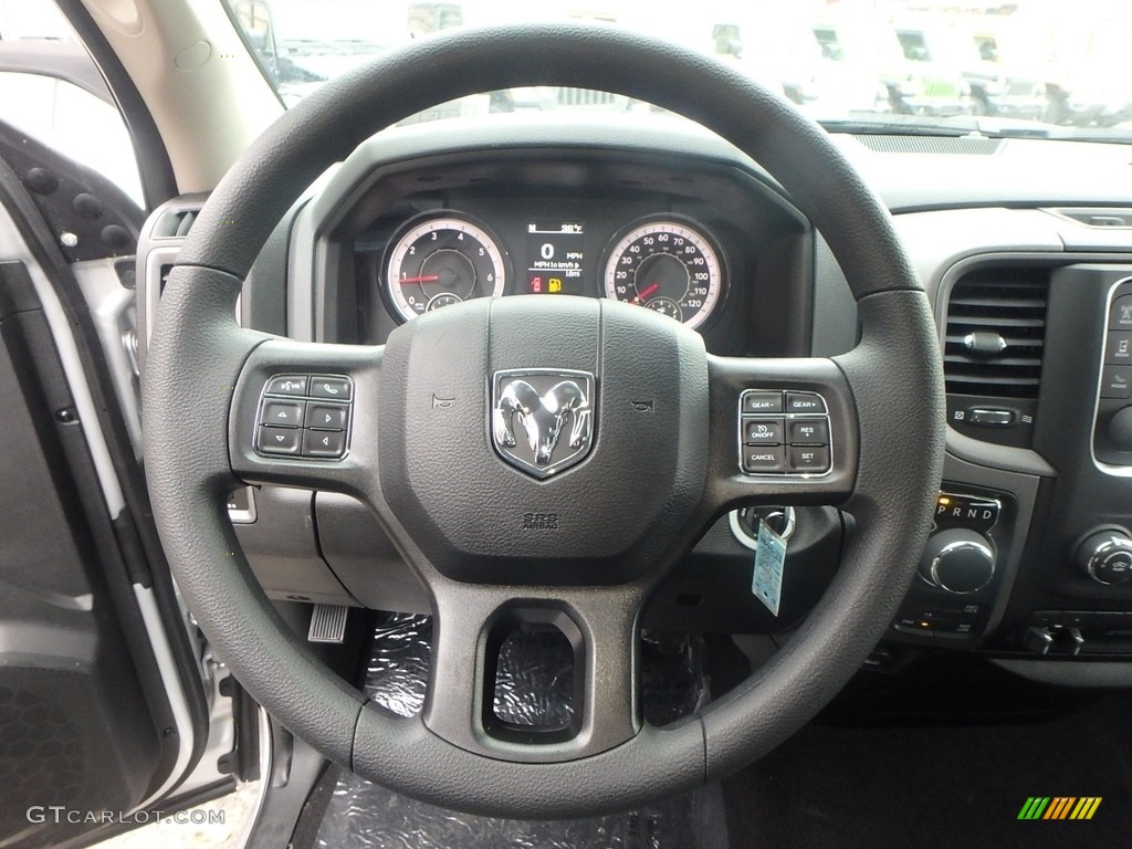 2019 1500 Classic Express Quad Cab 4x4 - Bright Silver Metallic / Black/Diesel Gray photo #19