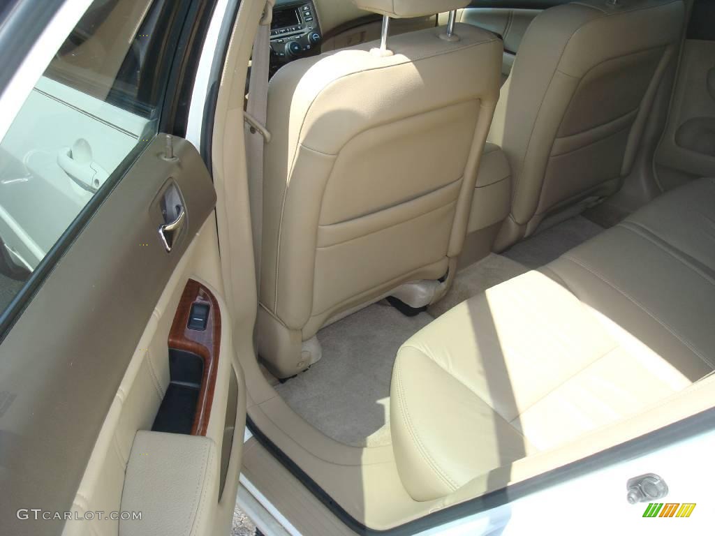 2007 Accord EX-L Sedan - Taffeta White / Ivory photo #18