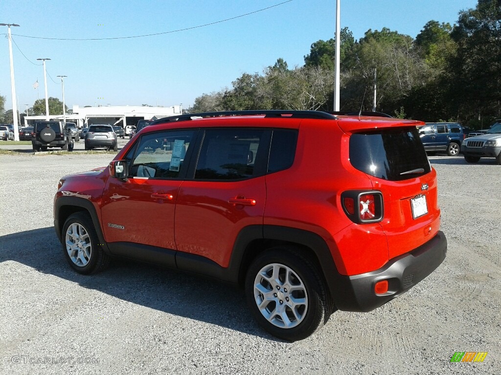 2018 Renegade Latitude - Colorado Red / Black photo #3