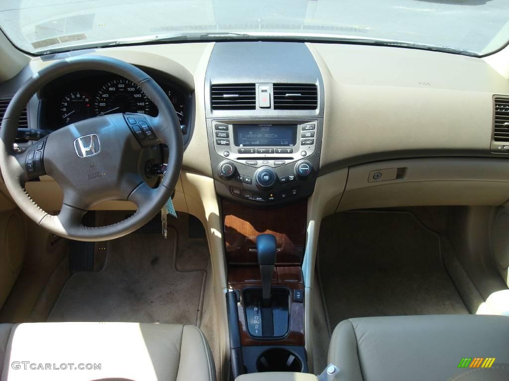 2007 Accord EX-L Sedan - Taffeta White / Ivory photo #26