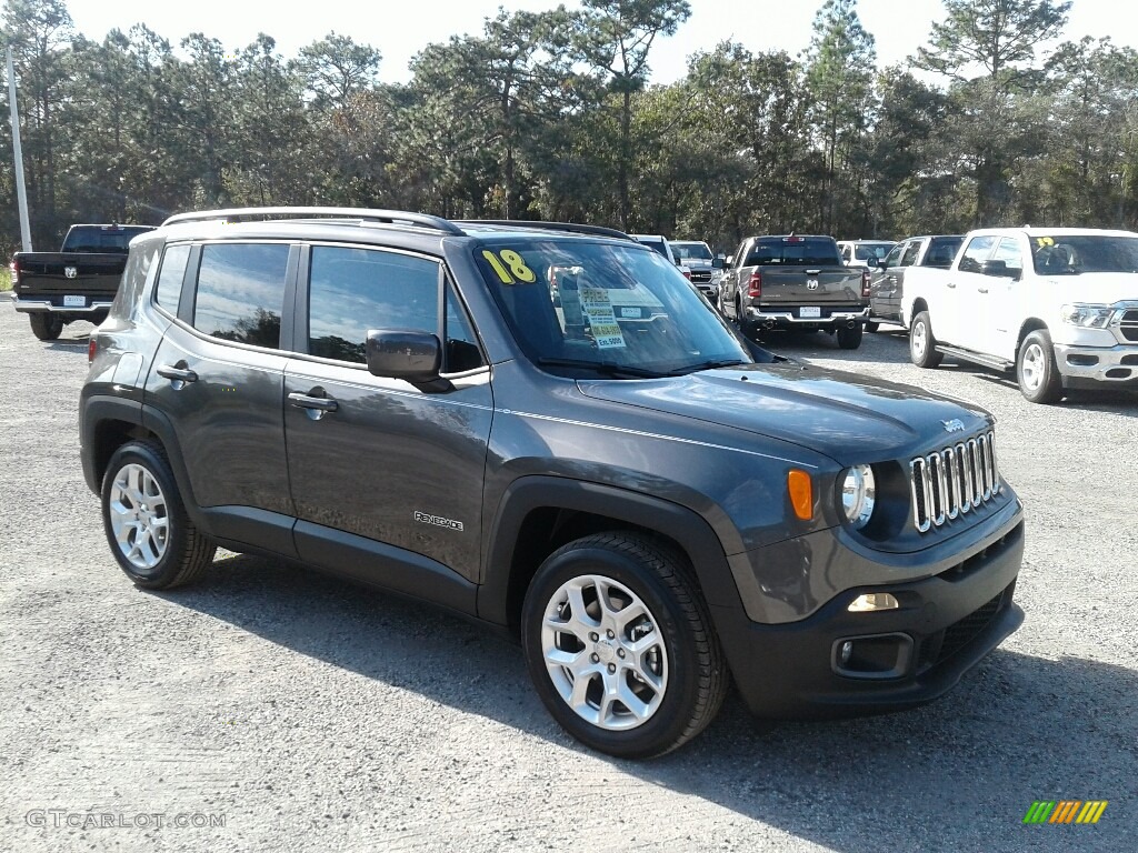 2018 Renegade Latitude - Granite Crystal Metallic / Black photo #7