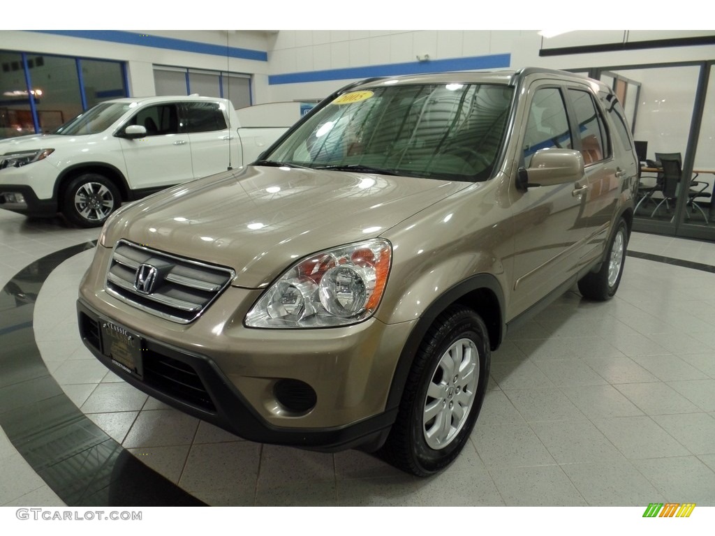 2005 CR-V Special Edition 4WD - Sahara Sand Metallic / Ivory photo #1