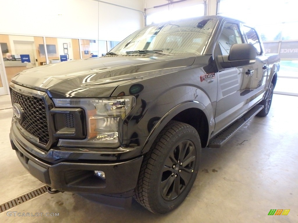 2019 F150 XLT Sport SuperCrew 4x4 - Agate Black / Sport Black/Red photo #4