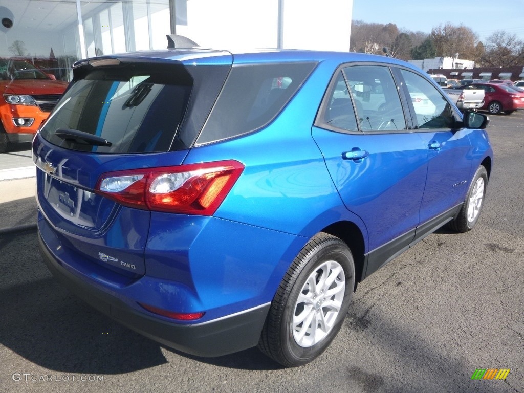2019 Equinox LS AWD - Kinetic Blue Metallic / Medium Ash Gray photo #4