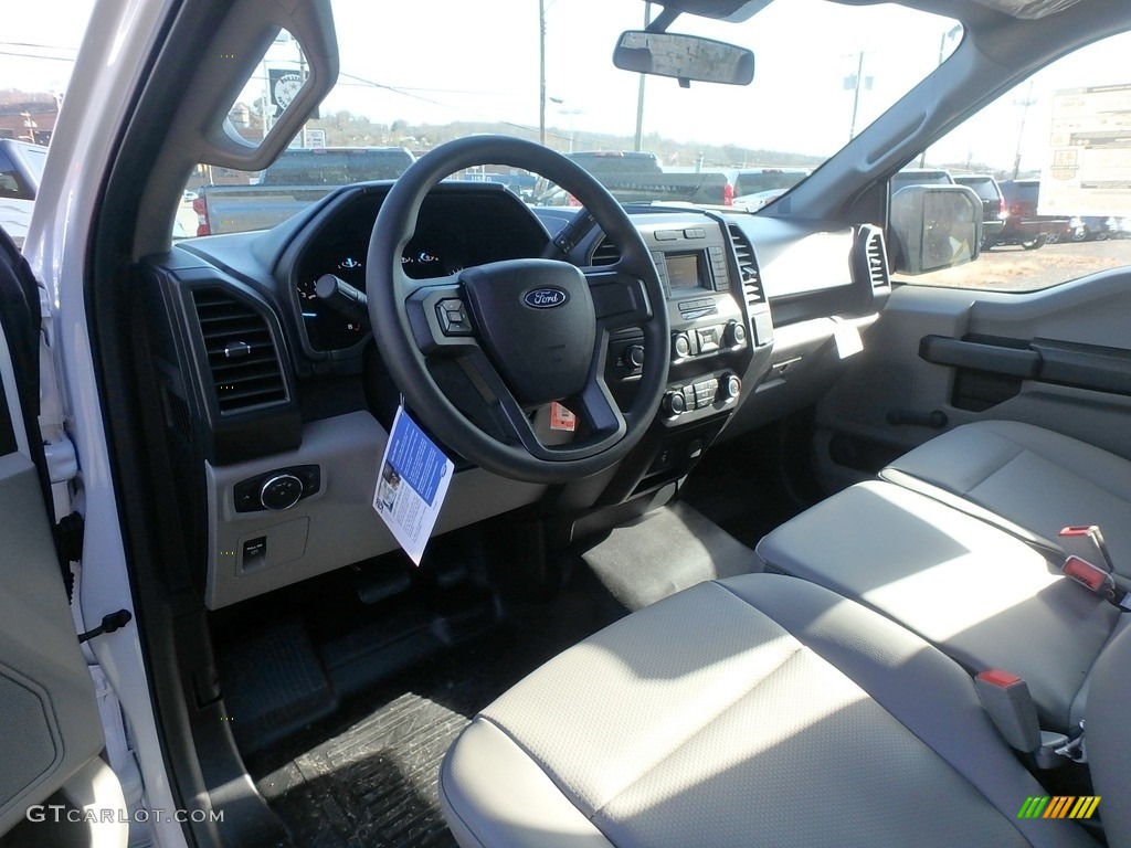 Earth Gray Interior 2019 Ford F150 XL Regular Cab 4x4 Photo #130578891