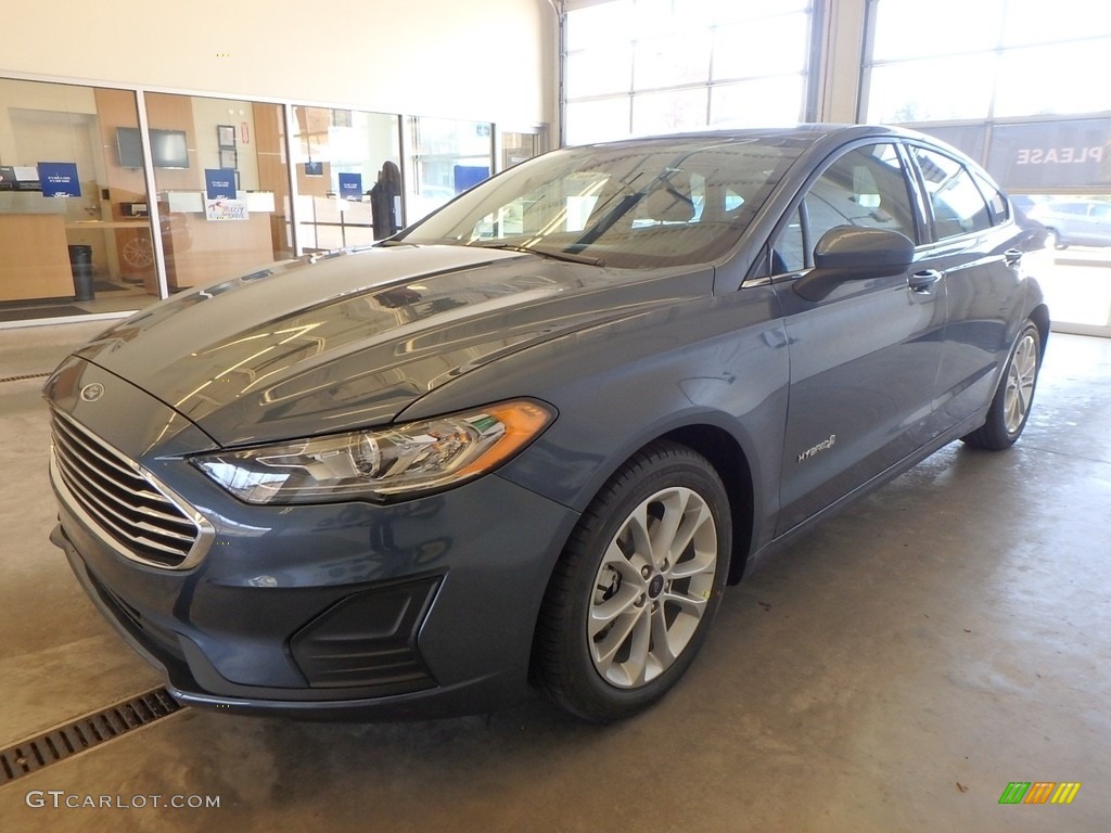 Blue Metallic 2019 Ford Fusion Hybrid SE Exterior Photo #130578987