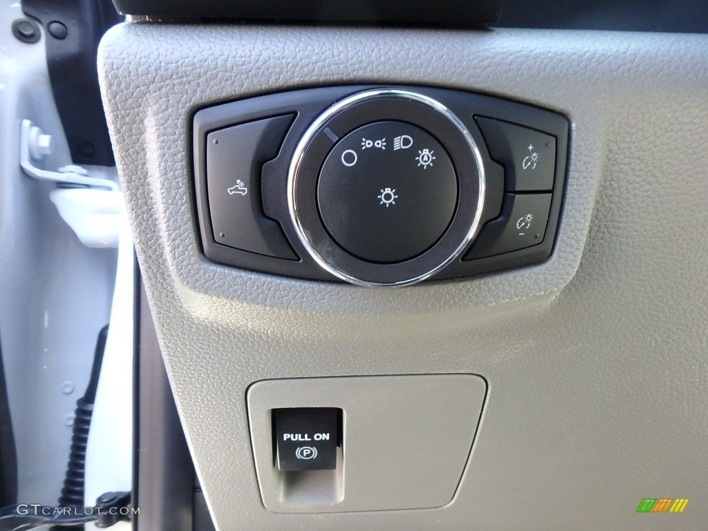 2019 Ford F150 XL Regular Cab Controls Photo #130579329