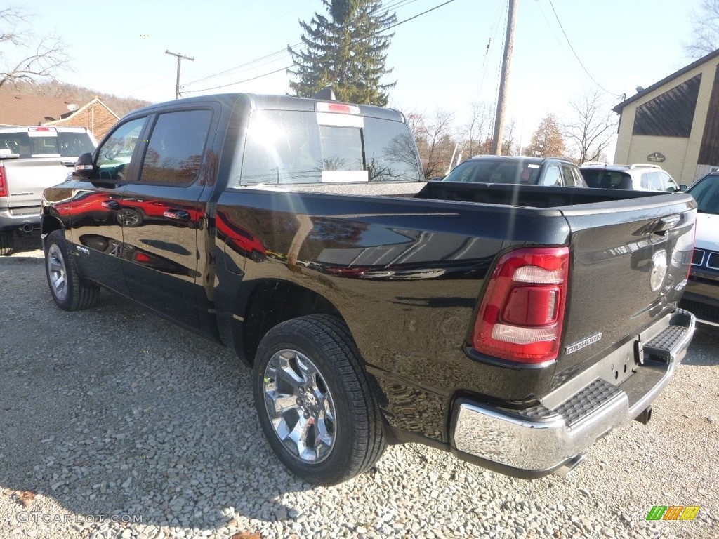 2019 1500 Big Horn Crew Cab 4x4 - Diamond Black Crystal Pearl / Black photo #9