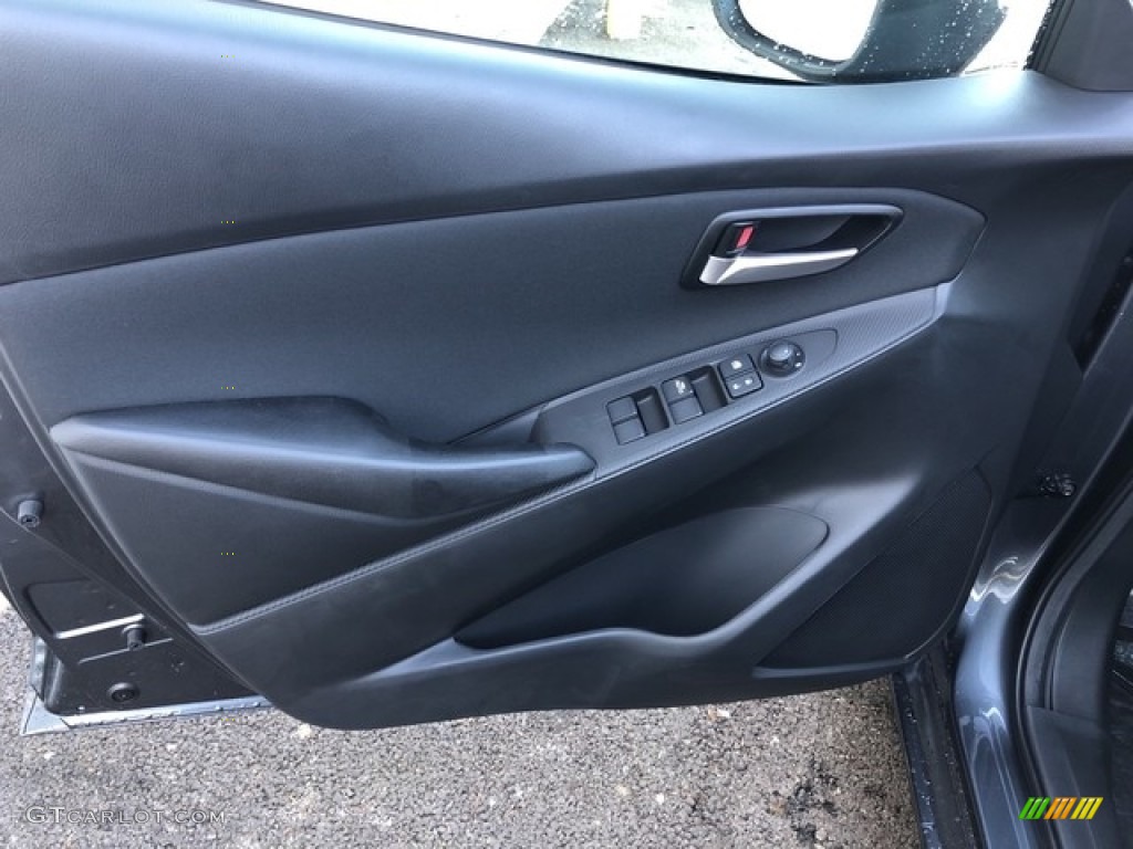 2019 Yaris LE - Graphite / Blue Black photo #7