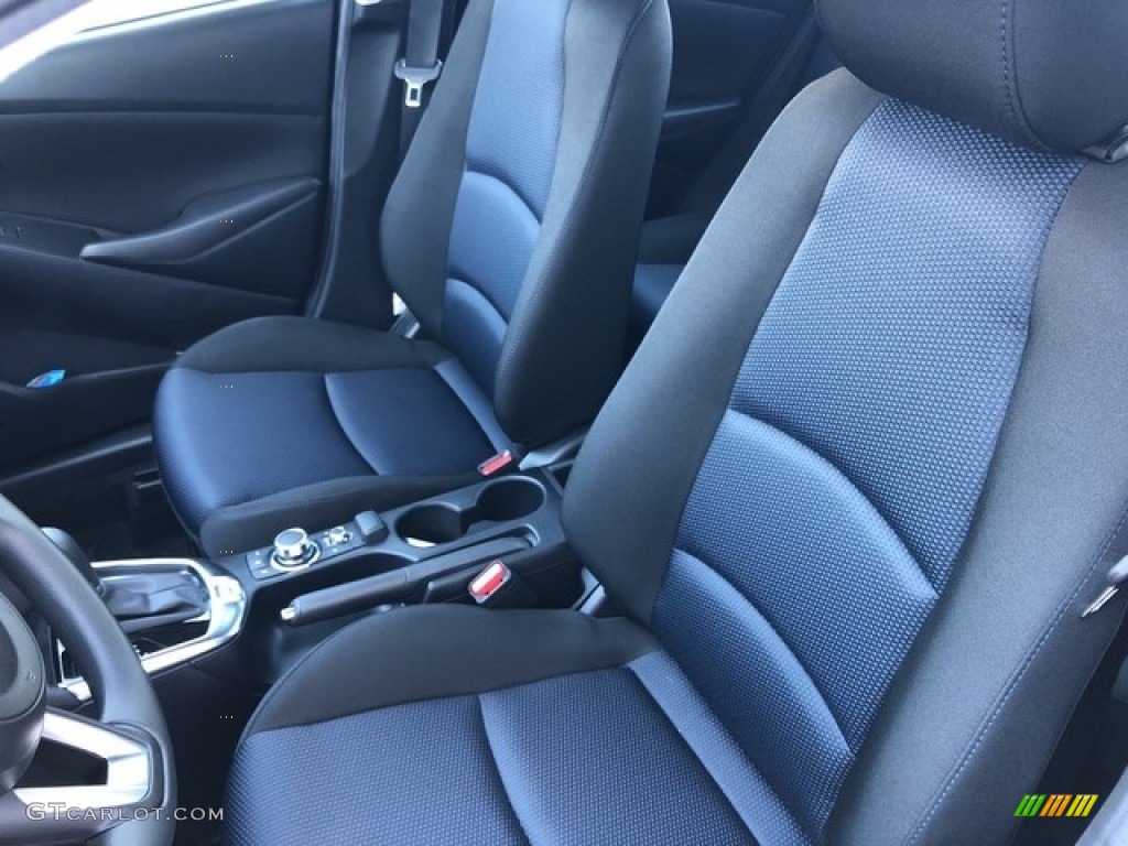2019 Toyota Yaris LE Front Seat Photo #130581432