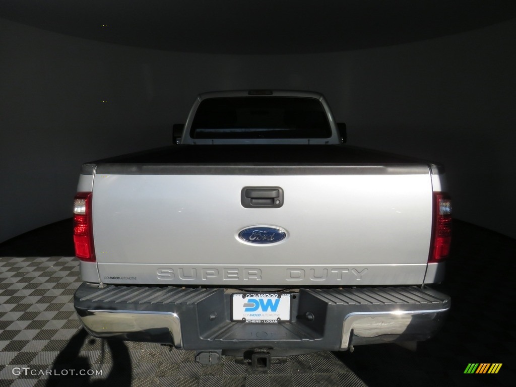 2012 F350 Super Duty XLT SuperCab 4x4 - Ingot Silver Metallic / Steel photo #12
