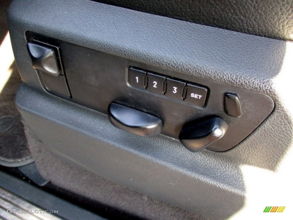 2009 Porsche Cayenne S Controls Photo #130584123