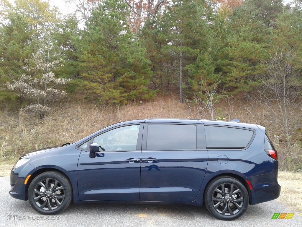 2019 Pacifica Touring Plus - Jazz Blue Pearl / Black/Alloy photo #1