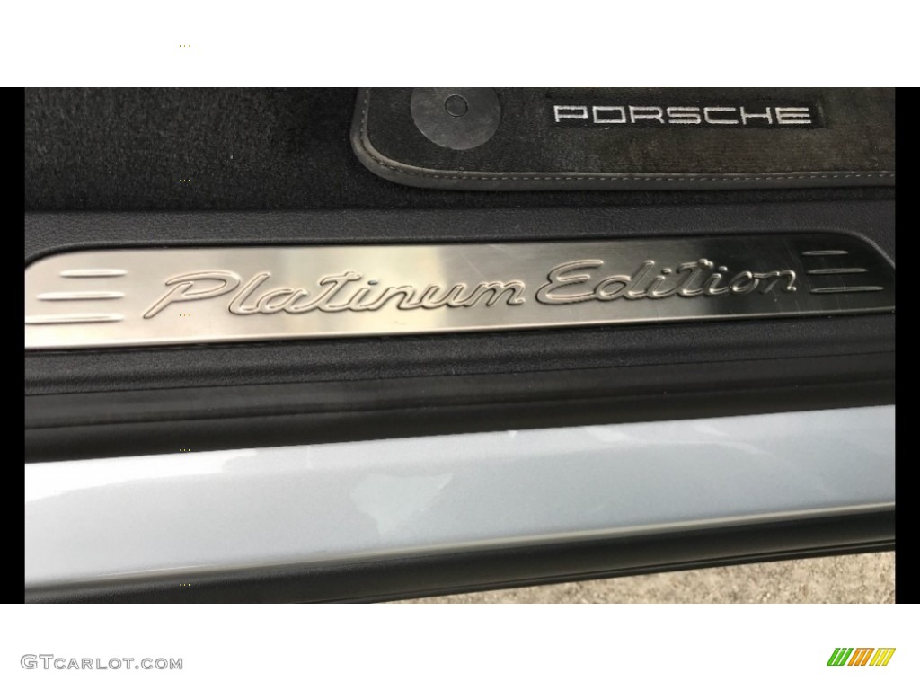 2018 Porsche Cayenne Platinum Edition Marks and Logos Photo #130587858