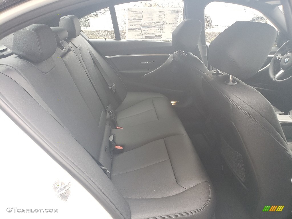 2018 3 Series 340i xDrive Sedan - Alpine White / Black photo #5