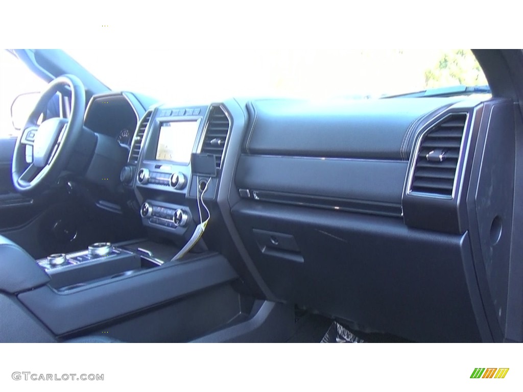 2019 Expedition Limited 4x4 - Blue Metallic / Ebony photo #28