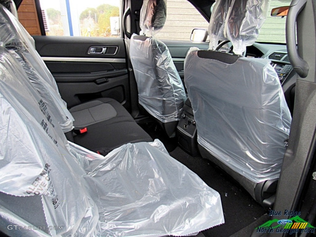 2019 Explorer XLT - Agate Black / Medium Black photo #10